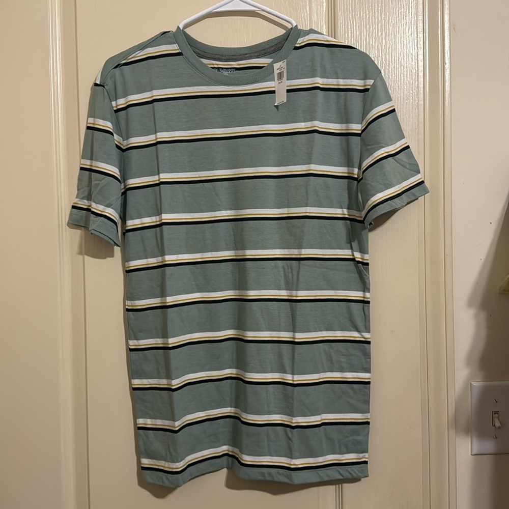 NWT! Old Navy Boy’s Striped Shirt XXL (18)